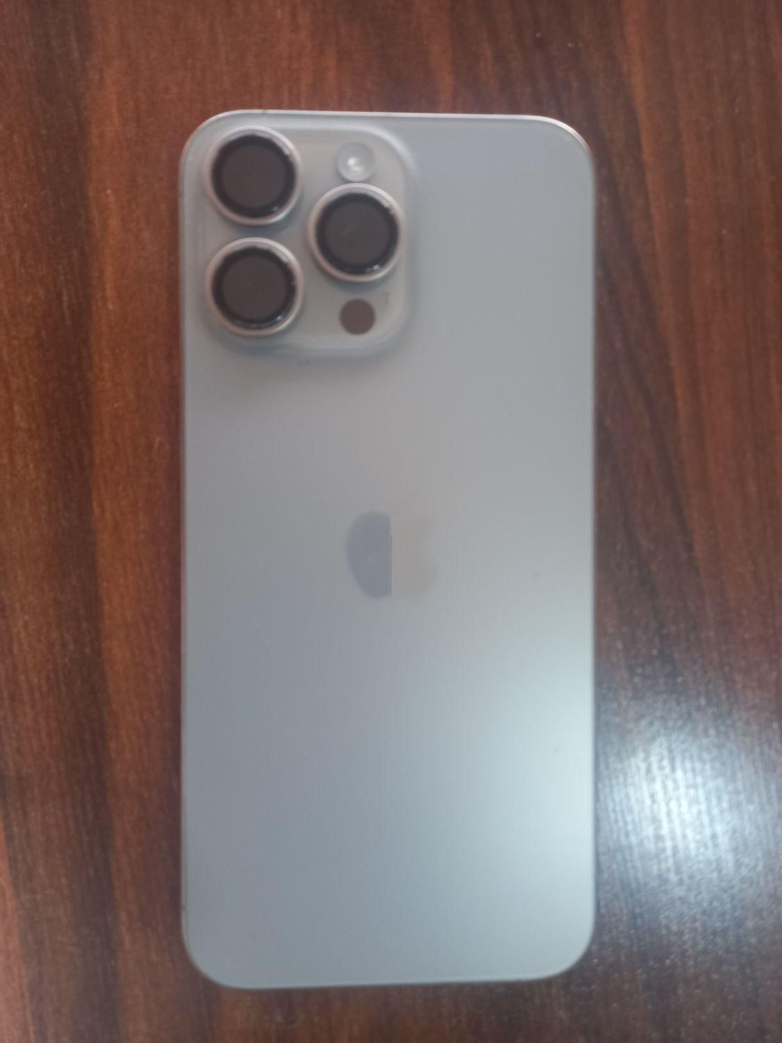 اپل iPhone 15 Pro Max با حافظهٔ ۲۵۶ گیگابایت|موبایل|تربت جام, بیست متری منبع آب|دیوار