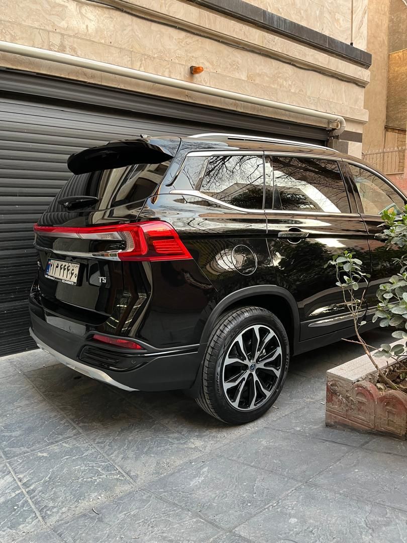 سولار شیشه و شیشه دودی|خدمات موتور و ماشین|پردیس, |دیوار