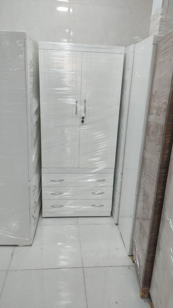 تاج کمد دراور میزارایش کلاسیک کمد دراور|جاکفشی، کمد، دراور|خرم‌آباد, |دیوار