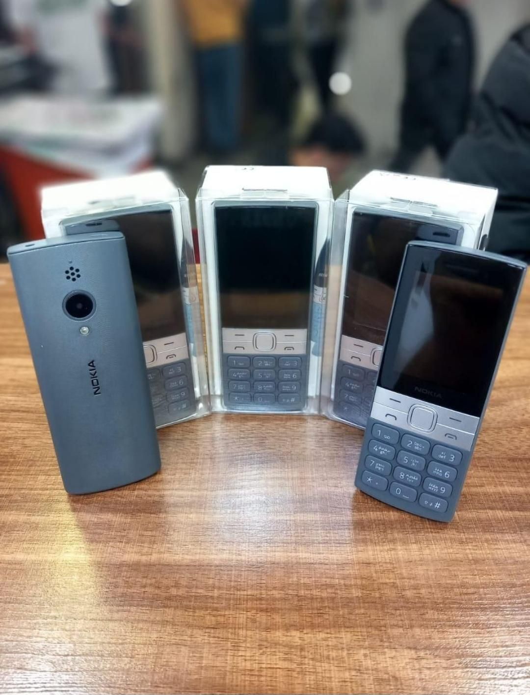 نمایندگی فروش گوشی ساده نوکیا و سامسونگ|موبایل|خرمآباد, |دیوار