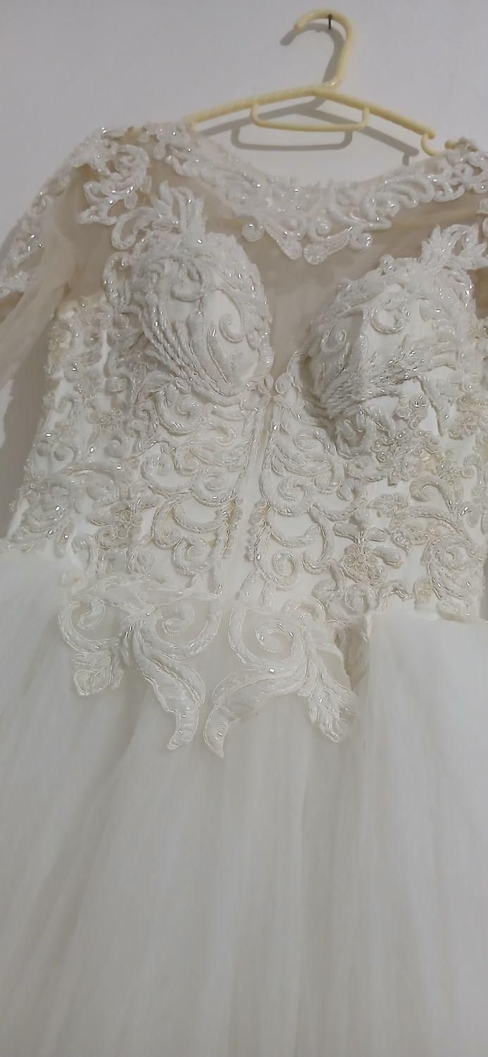 لباس عروس|لباس|کاشان, ملک آباد|دیوار