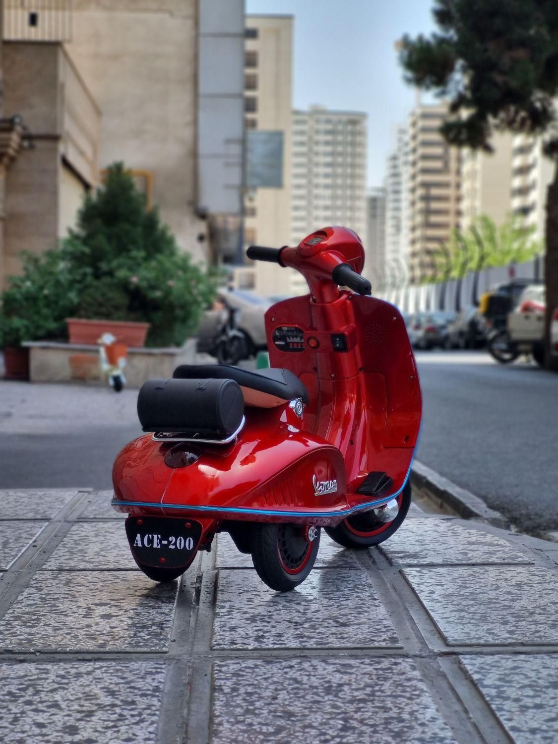 ماشین شارژی موتور شارژی ریموت دار|اسباب‌‌بازی|تهران, هوانیروز|دیوار