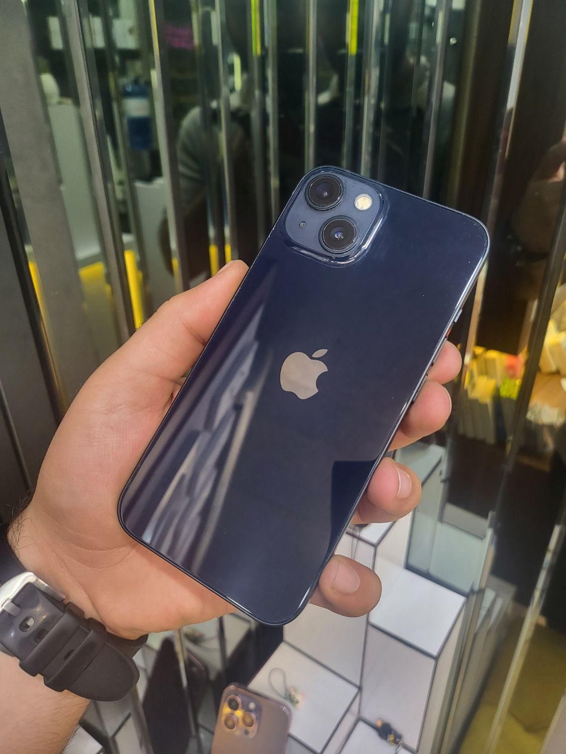 اپل iPhone 13 با حافظهٔ ۱۲۸ گیگابایت|موبایل|اصفهان, باغ زرشک|دیوار