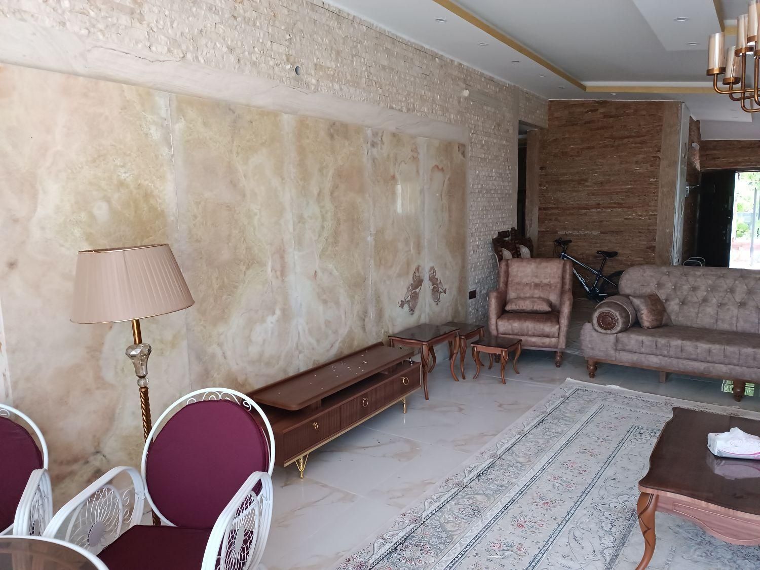 اجاره روزانه/هفتگی/ویلا در شهرستان چادگان|اجارهٔ کوتاه‌مدت ویلا و باغ|اصفهان, خانه اصفهان|دیوار