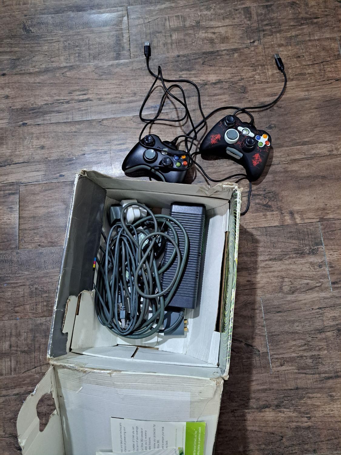 XBOX 360 ELITE|کنسول، بازی ویدئویی و آنلاین|رشت, توشیبا|دیوار