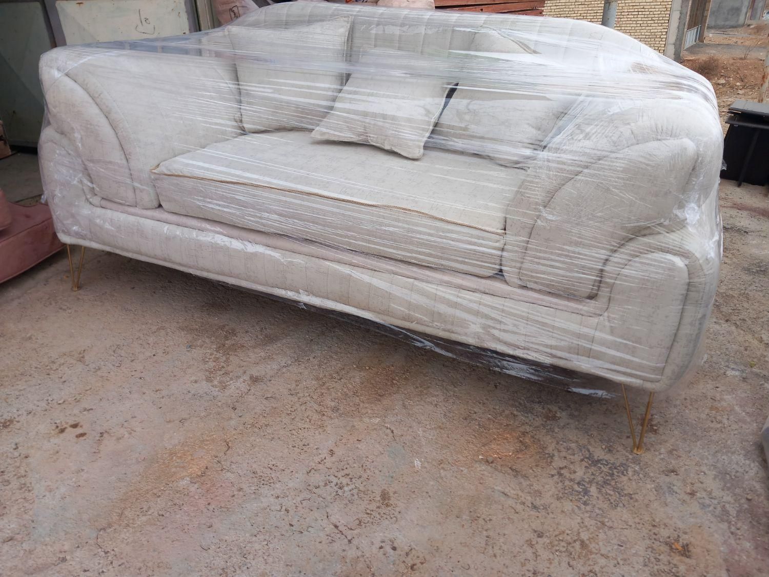 تعمیر مبل راحتی و سلطنتی|خدمات پیشه و مهارت|شهرکرد, |دیوار