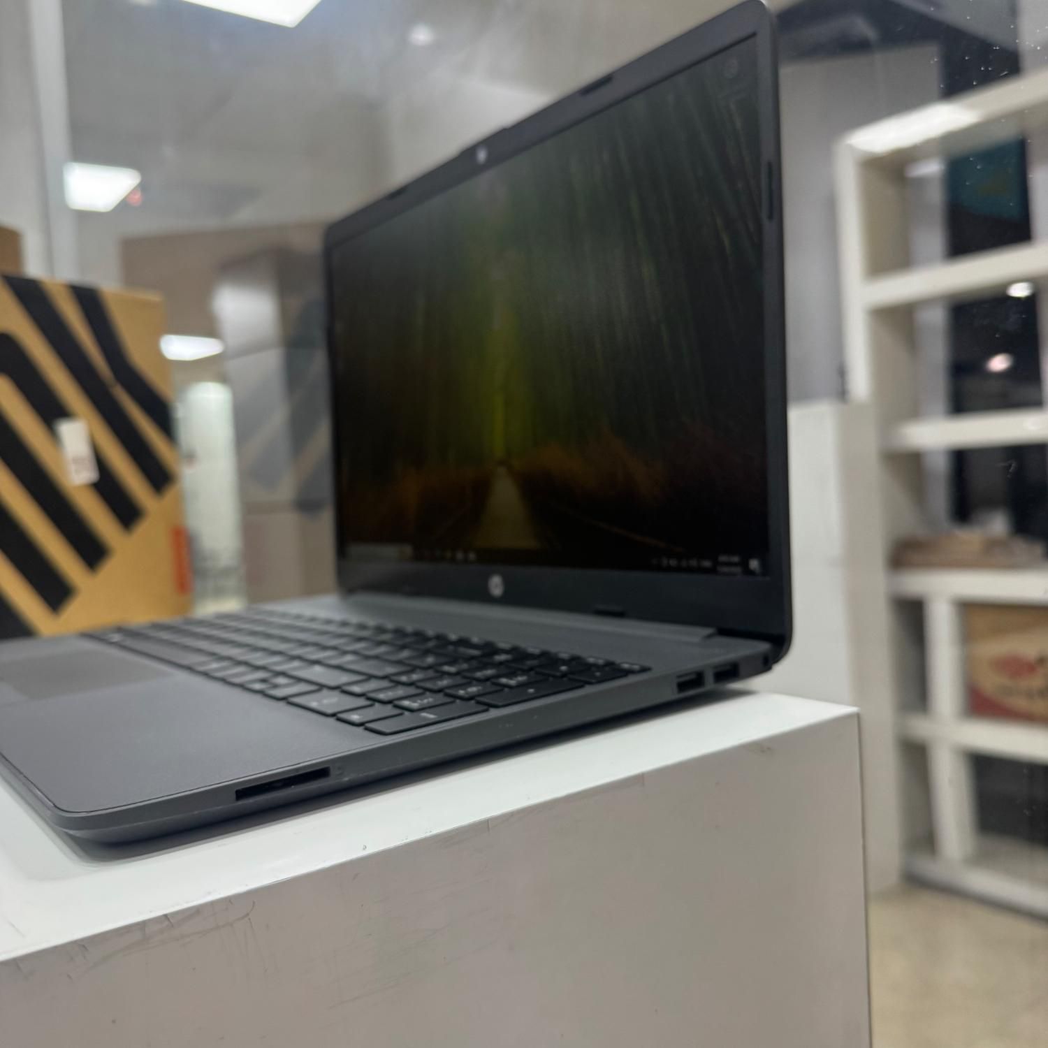 لپتاپ Hp نسل۱۰گرافیکدار سبک مهندسی درحد نو باضمانت|رایانه همراه|تهران, تجریش|دیوار