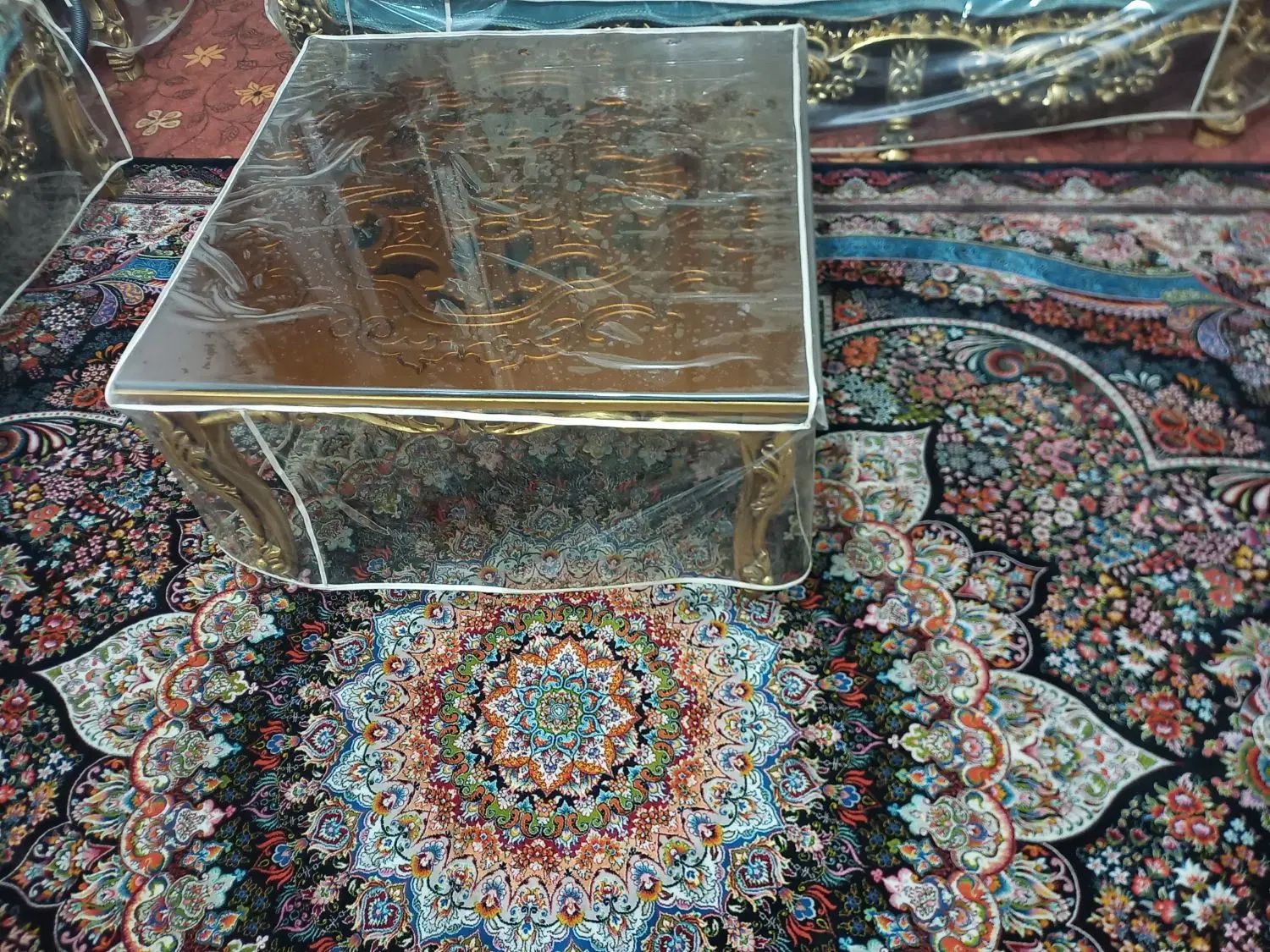 مبل ۹ نفره|مبلمان خانگی و میز عسلی|تهران, امام خمینی|دیوار