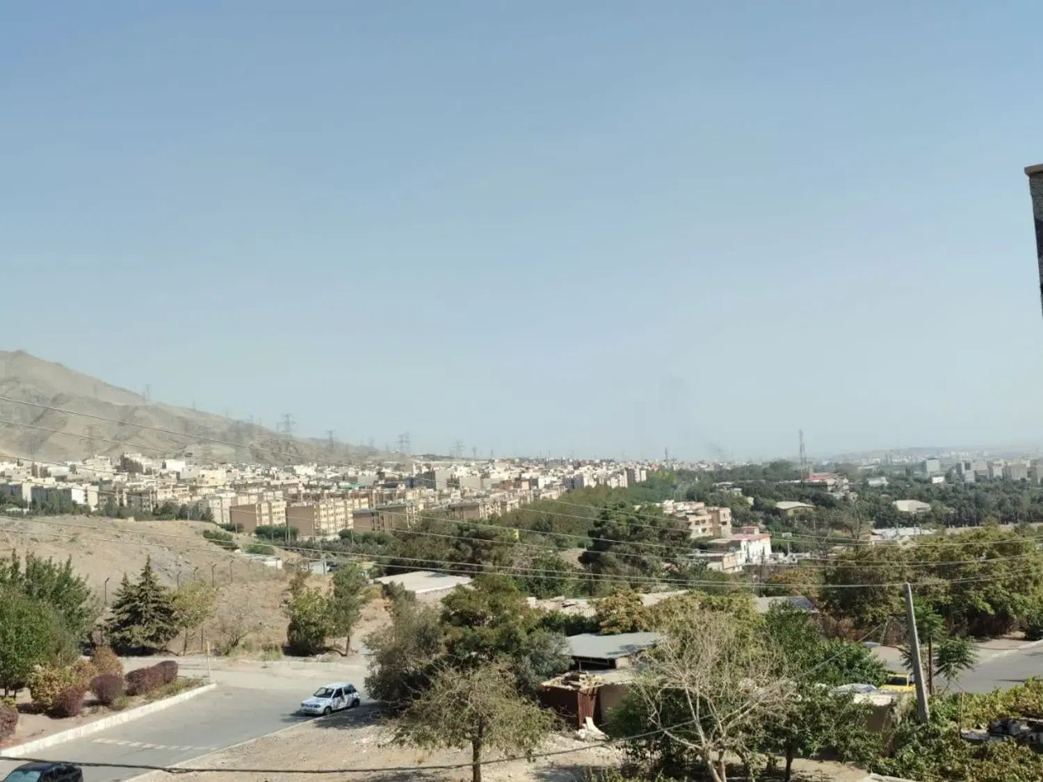 ۱۰۰متر ۲ خوابه - دلباز و نورگیر با ویوی فوق‌العاده|فروش آپارتمان|کرج, کلاک نو|دیوار