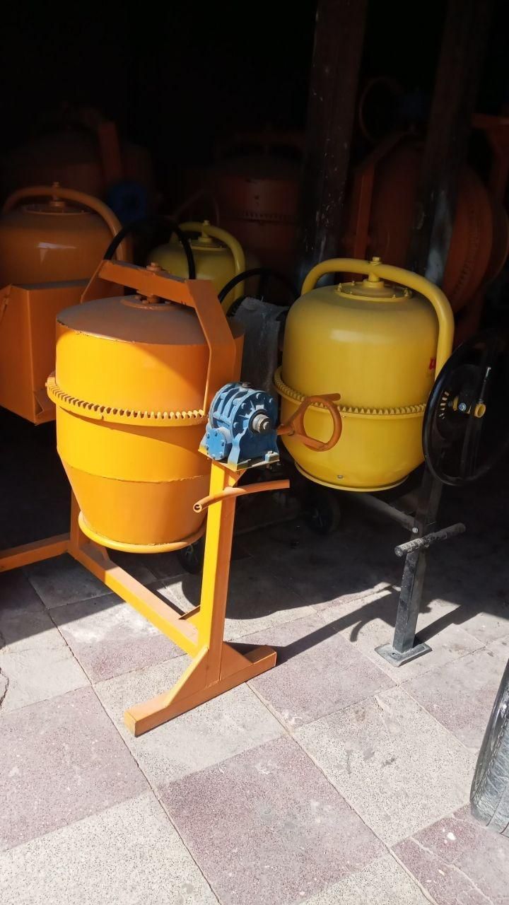 میکسرکوچک بتونیر۱۲۰لیتری بتونیر۱۴۰لیتری|ماشینآلات صنعتی|تهران, باغ خزانه|دیوار