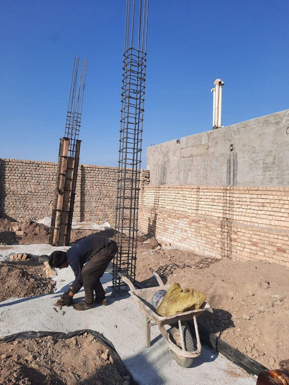 مجری سقف تیرچه بلوک اقساط بلندمدت پایین ترین قیمت|خدمات پیشه و مهارت|کاشان, قطب راوندی|دیوار
