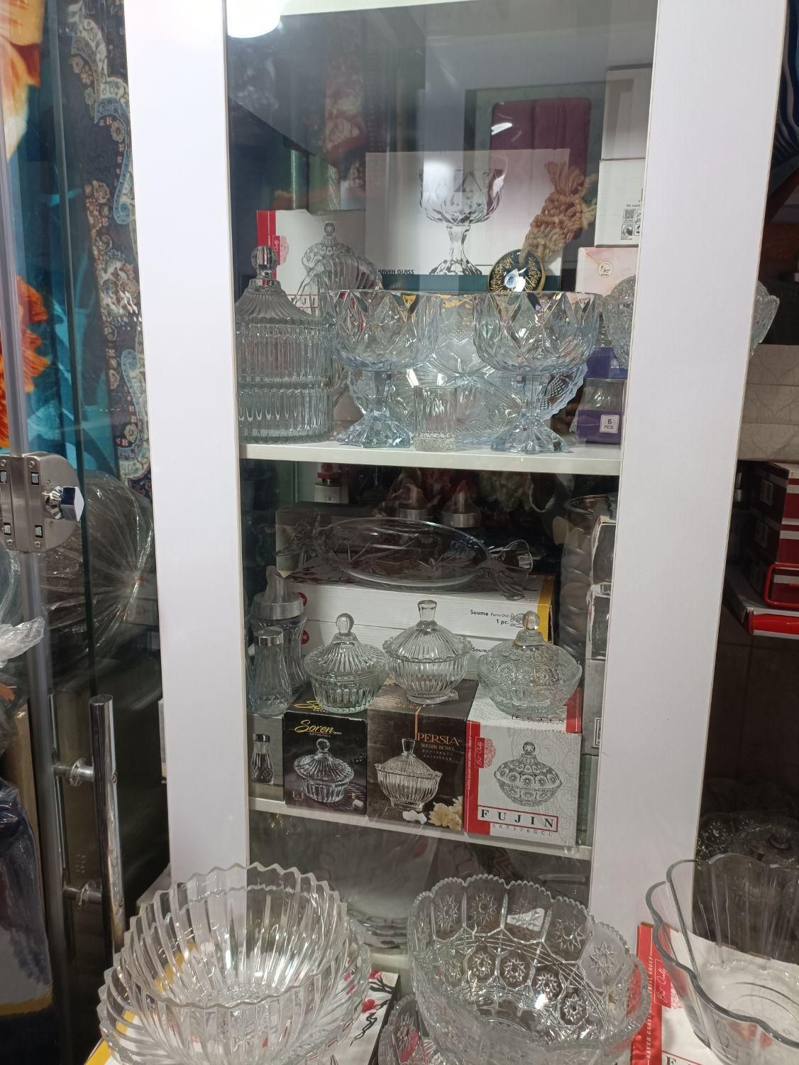 چینی و بلورجات|ظروف سرو و پذیرایی|شیراز, شیخ علی چوپان|دیوار