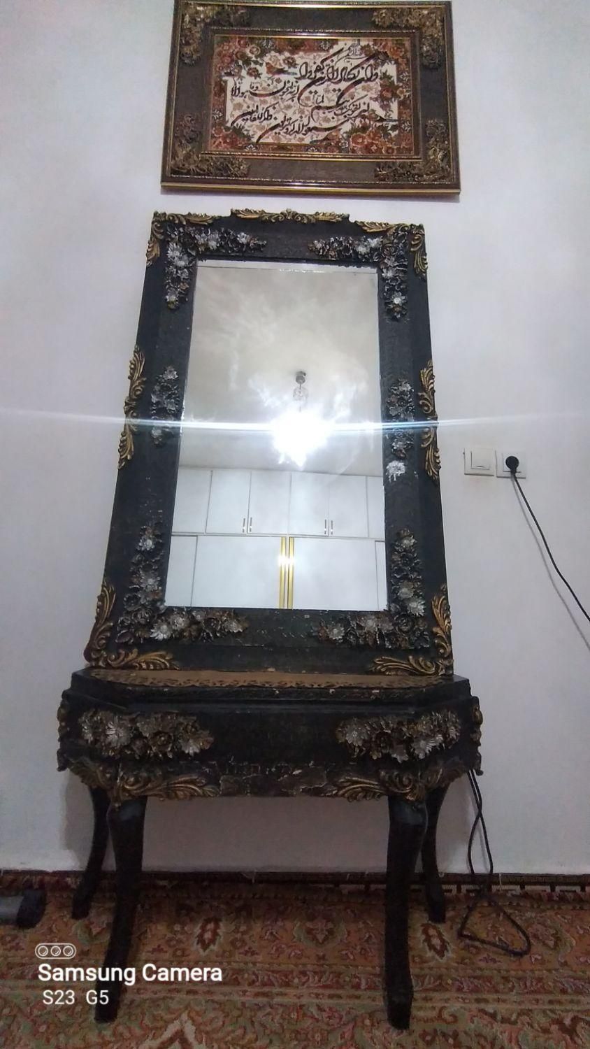 اینه|آینه|اردبیل, |دیوار