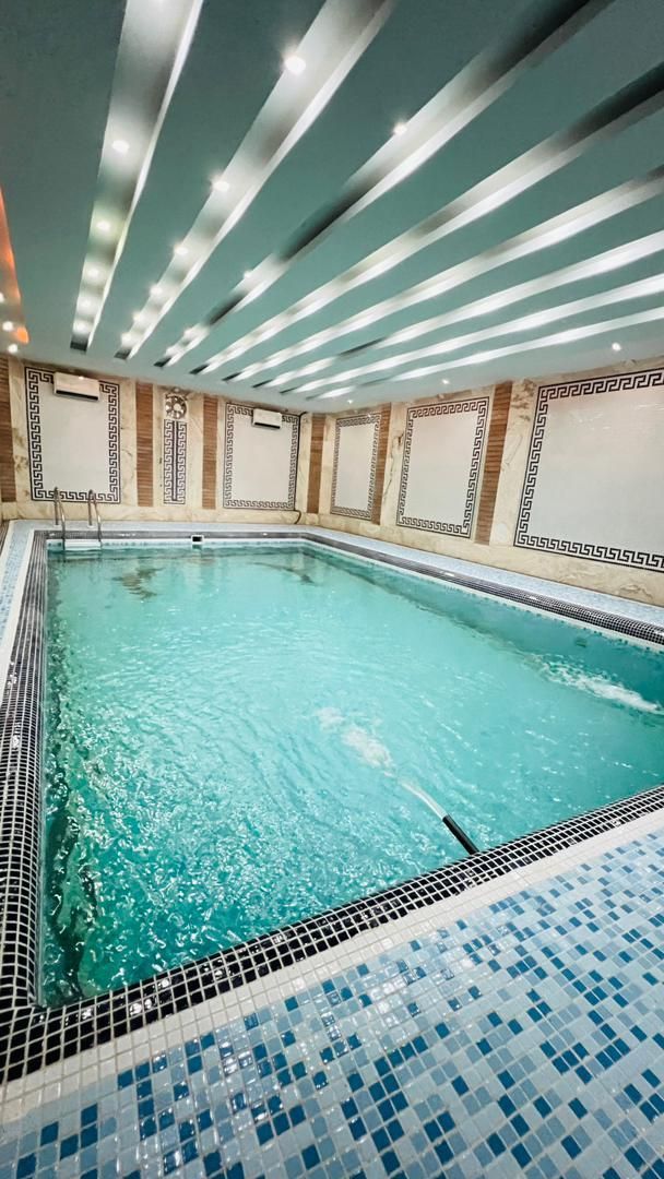 اجاره ویلا در اصفهان ،باغبادران|اجارهٔ کوتاهمدت ویلا و باغ|اصفهان, باغ دریاچه|دیوار