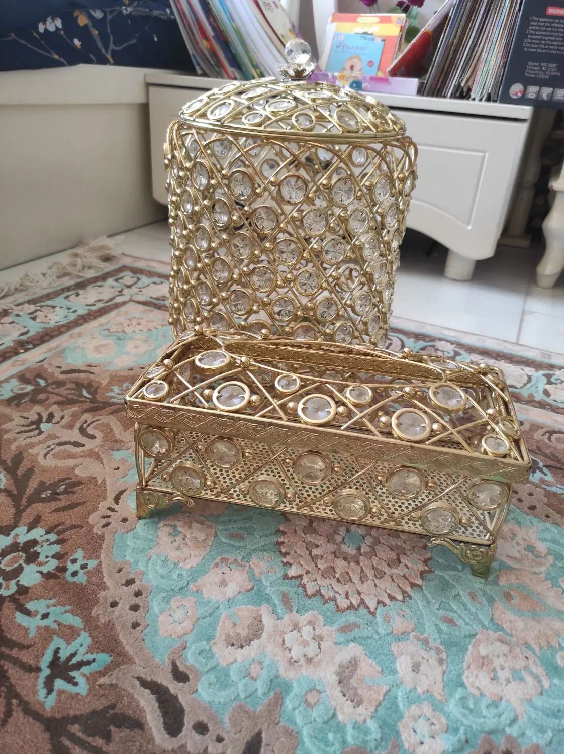 حراج پرده ومیزتحریروست سطل و جادستمالی|صنایع دستی و سایر لوازم تزئینی|فردیس, نگارستان|دیوار