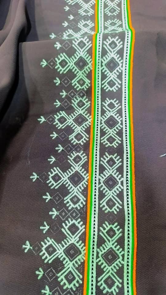 دوخت زرین دوچ و پلیوار با چرخ مشابه دست|لباس|سراوان, |دیوار