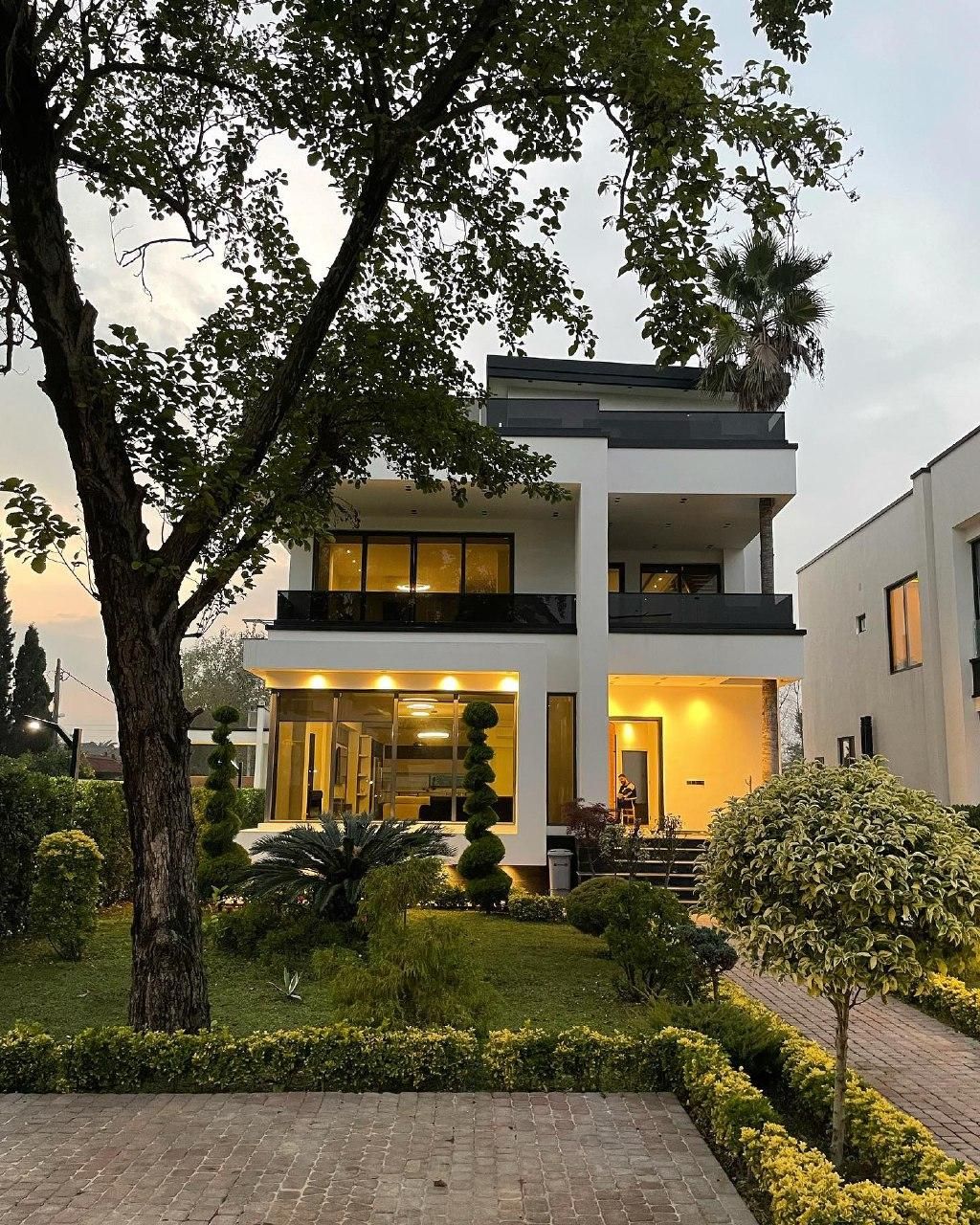 خریدویلامدرن هوشمند*نزدیک دریا جنگل*استخرداخلی|فروش خانه و ویلا|رویان, |دیوار