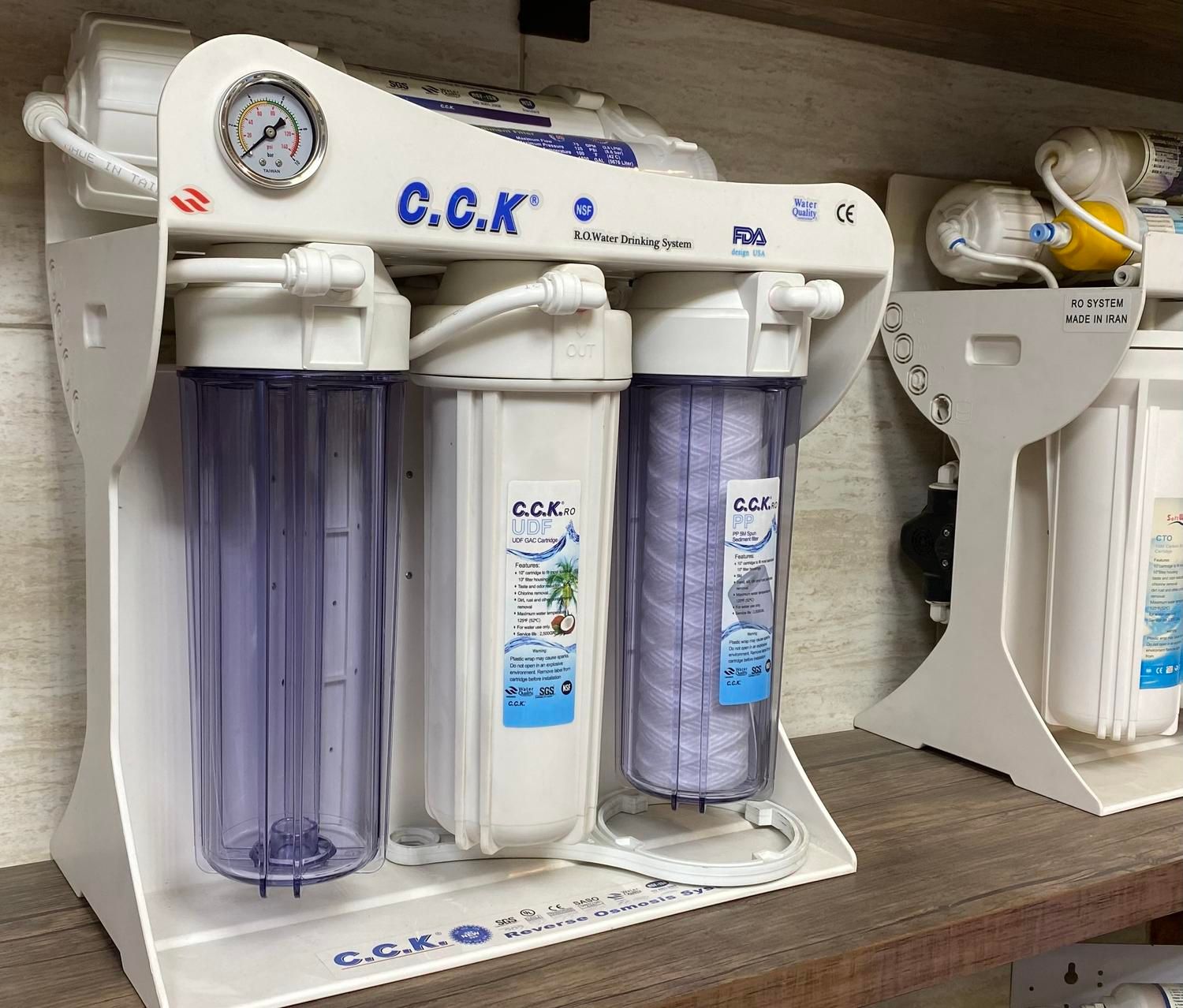 تصفیه اب مقطر اتوکلاو ازمایشگاه دندان پزشکی مطب|آبسردکن و تصفیه آب|رشت, بوسار|دیوار