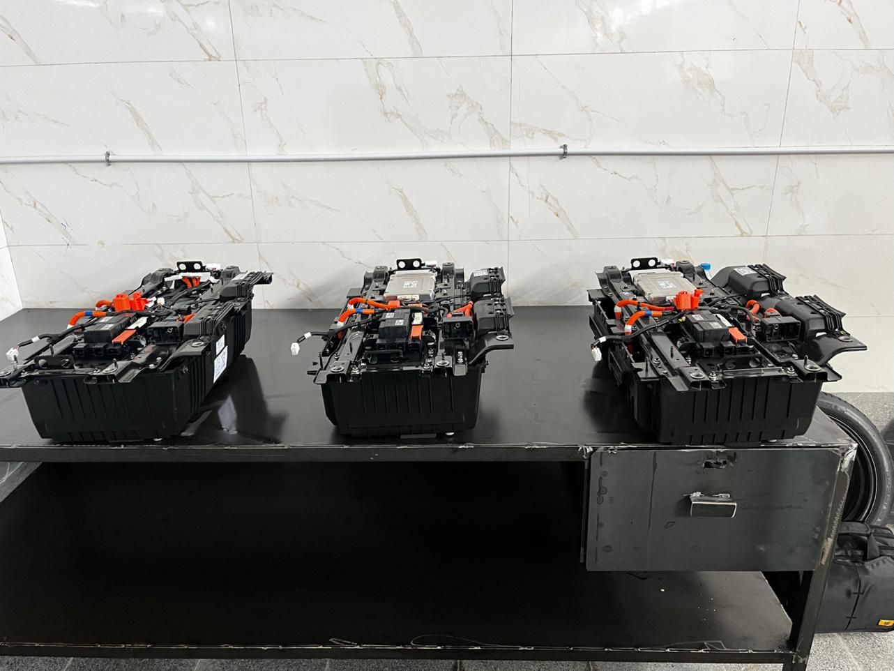 ماژول باتری هیبرید و HPCU|قطعات یدکی و لوازم جانبی|اصفهان, فرودگاه|دیوار