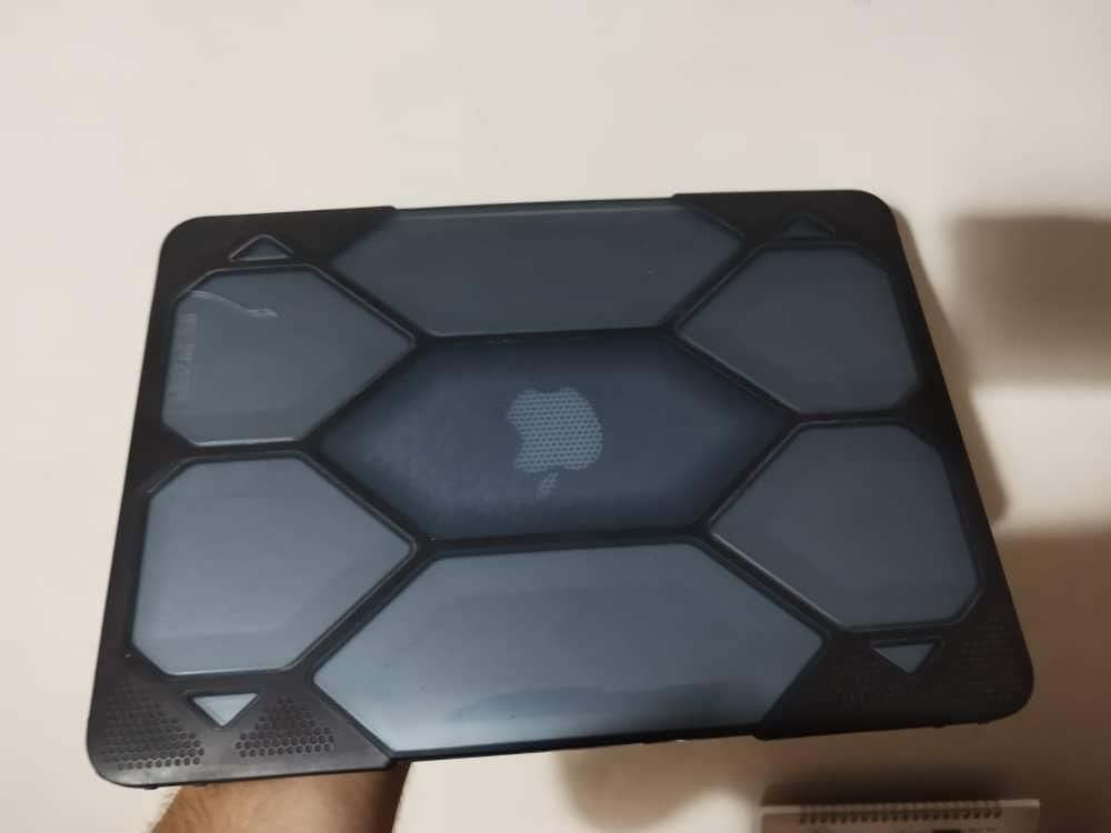 قاب محافظ و گلس مک بوک پرو ۱۳|قطعات و لوازم جانبی رایانه|تهران, ظفر|دیوار