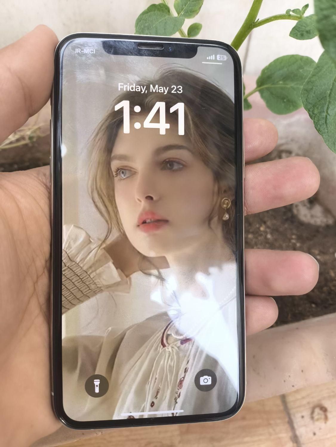 اپل iPhone 11 Pro با حافظهٔ ۲۵۶ گیگابایت|موبایل|یزد, |دیوار