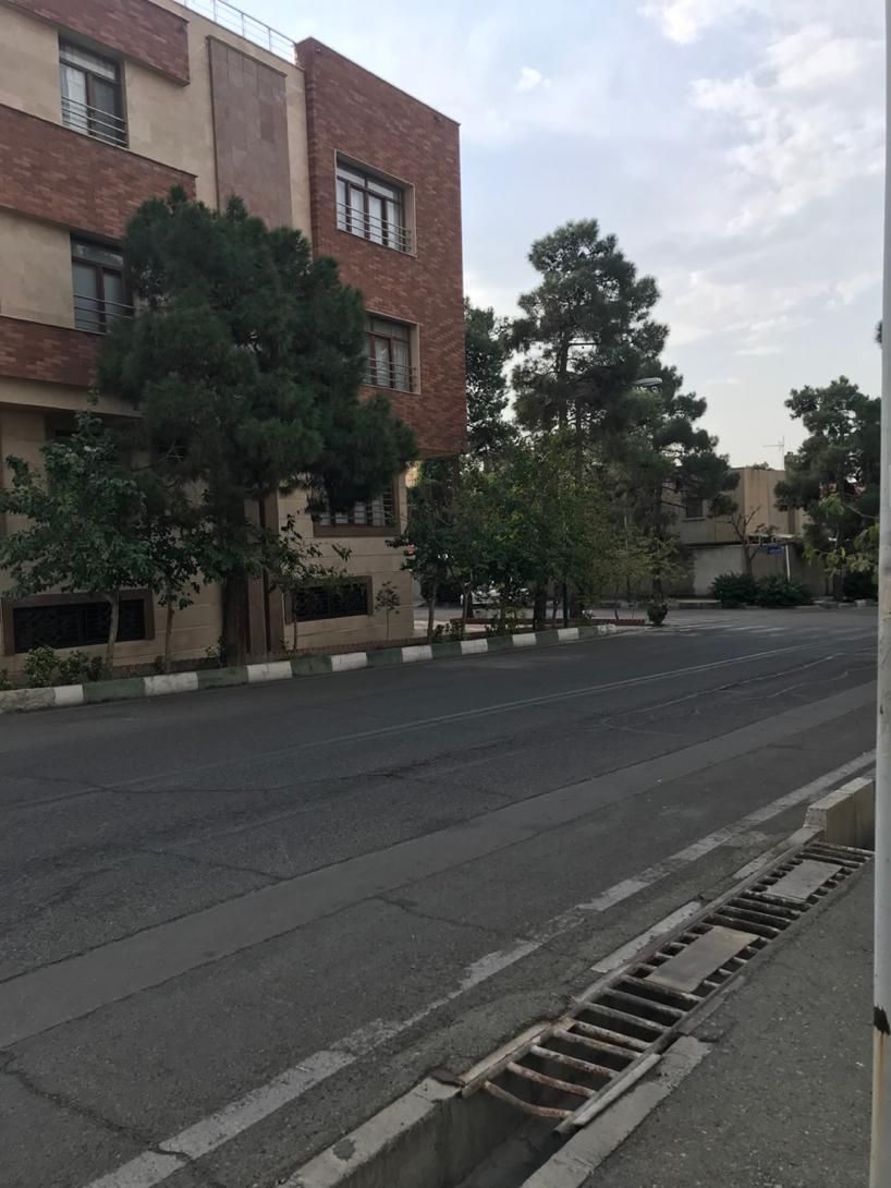 خانه کلنگی۱۶۴ متر ۳طبقه / شهرک چشمه/شهرک راه آهن|فروش خانه و ویلا|تهران, زیبادشت|دیوار