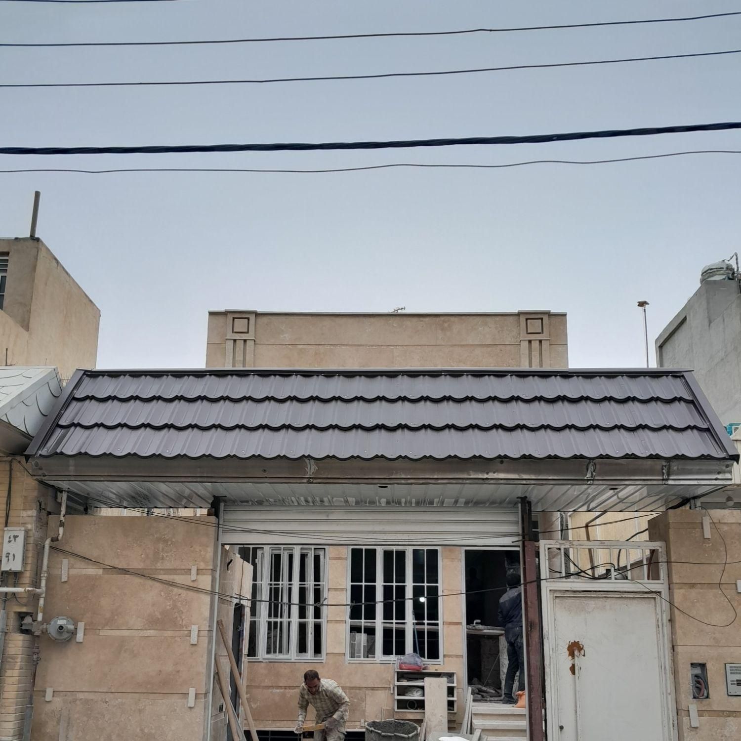 نصاب شیروانی مسکونی  آدرواز  .     شاه محمدی|خدمات پیشه و مهارت|قم, نیروگاه|دیوار