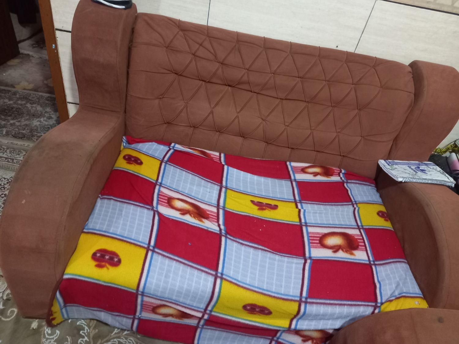 مبل ۷نفره چوبی|مبلمان خانگی و میز عسلی|بندر ماهشهر, |دیوار