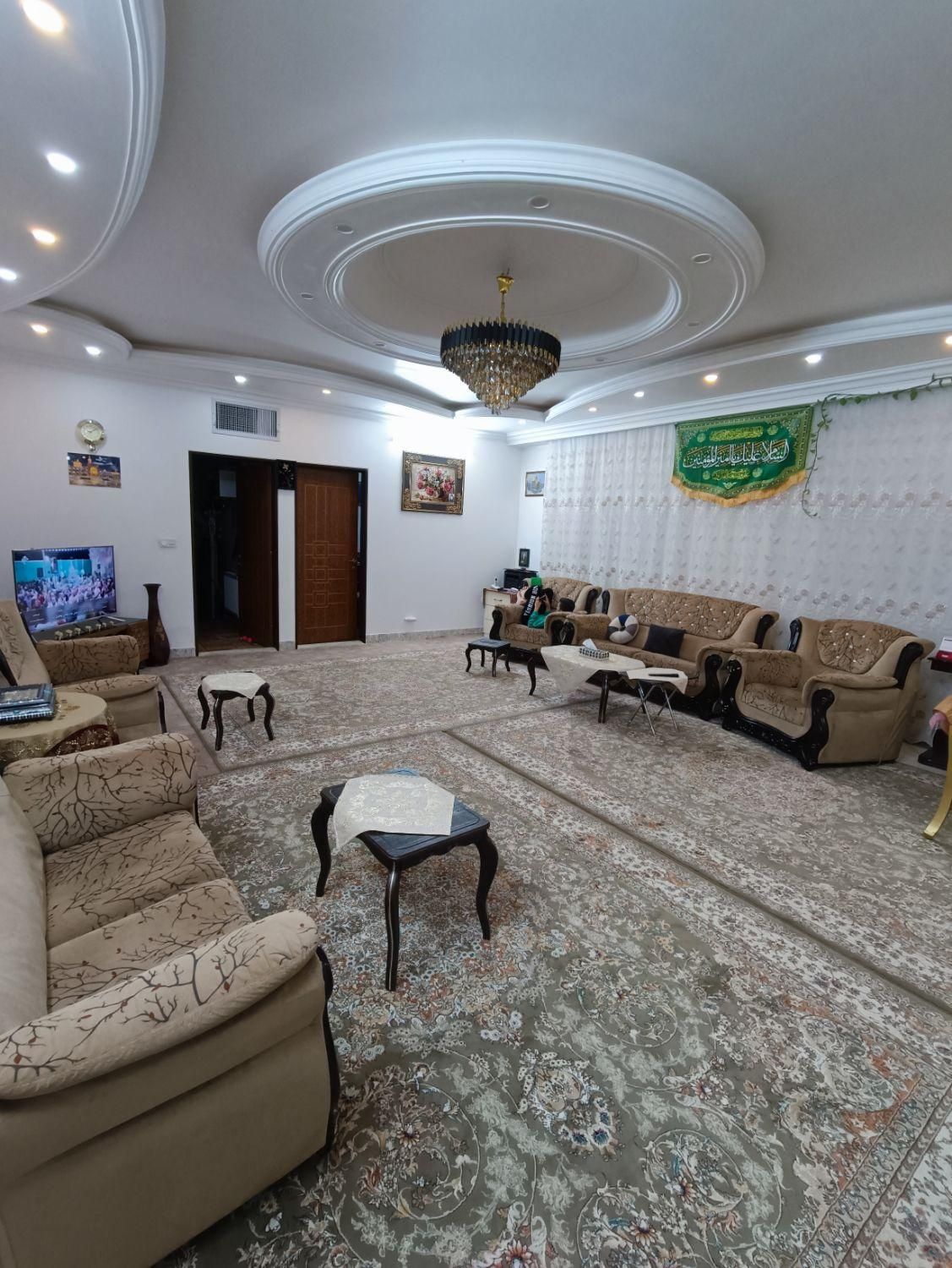 آپارتمان تک واحدی بر خیابان|فروش آپارتمان|قم, ژاندارمها|دیوار