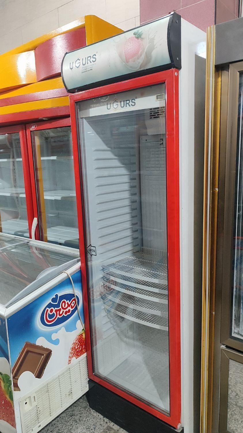 فروش انواع یخچال فریزر صنعتی ویترینی|فروشگاه و مغازه|اصفهان, فردوان|دیوار