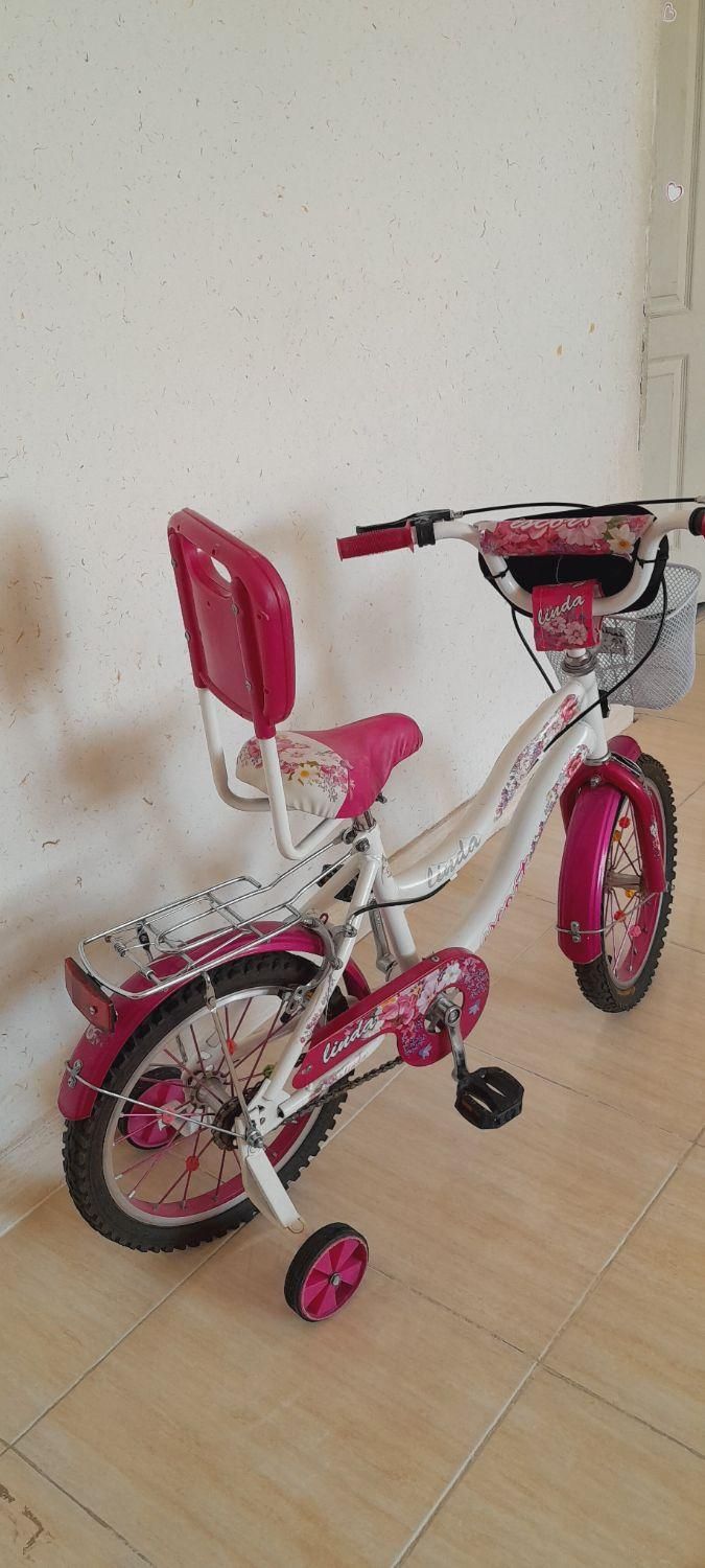 دوچرخه|دوچرخه، اسکیت، اسکوتر|صدرا-فارس, فاز ۱|دیوار