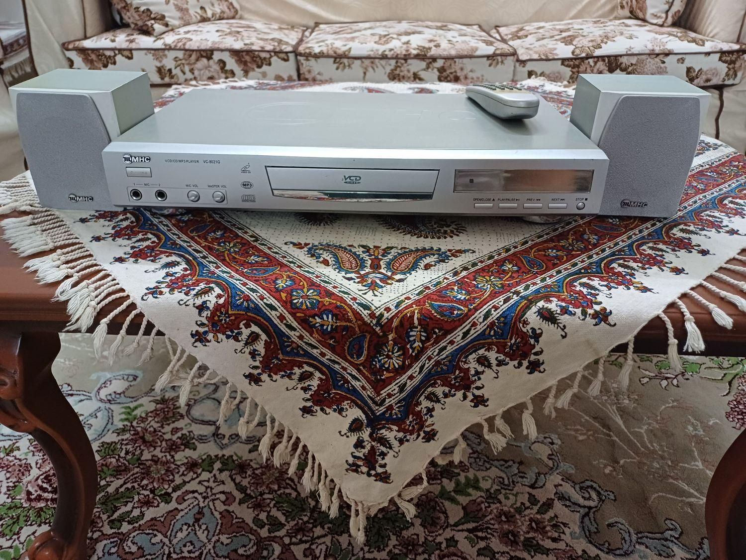 دستگاه پخش CD|پخش‌کننده DVD و ویدیو|اصفهان, بوستان آینه خانه|دیوار