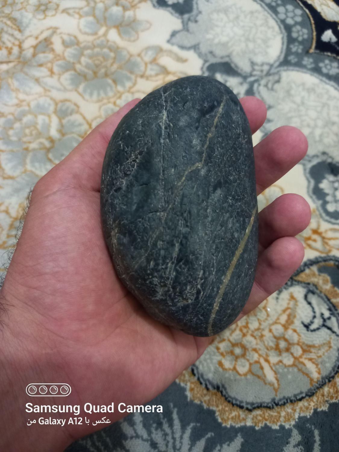 شهاب سنگ کربنادو بدون شناسنامه فروش می‌رسد|جواهرات|زابل, |دیوار