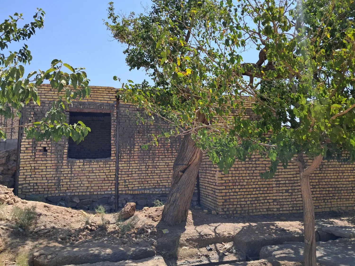فروش خانه ویلایی ۱۴۰ متری ۲ خوابه در روستای کوشکک|فروش خانه و ویلا|قم, پردیسان|دیوار