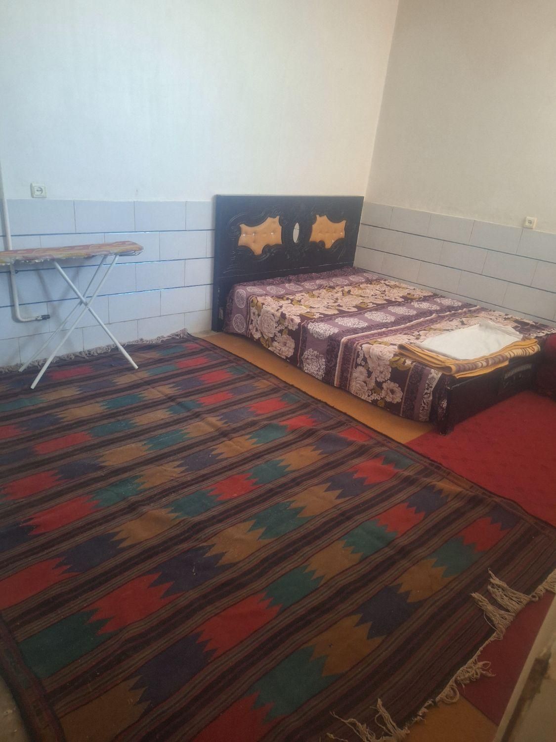 اجاره سویئت روزانه درخدمت|اجارهٔ کوتاهمدت آپارتمان و سوئیت|کرمان, |دیوار