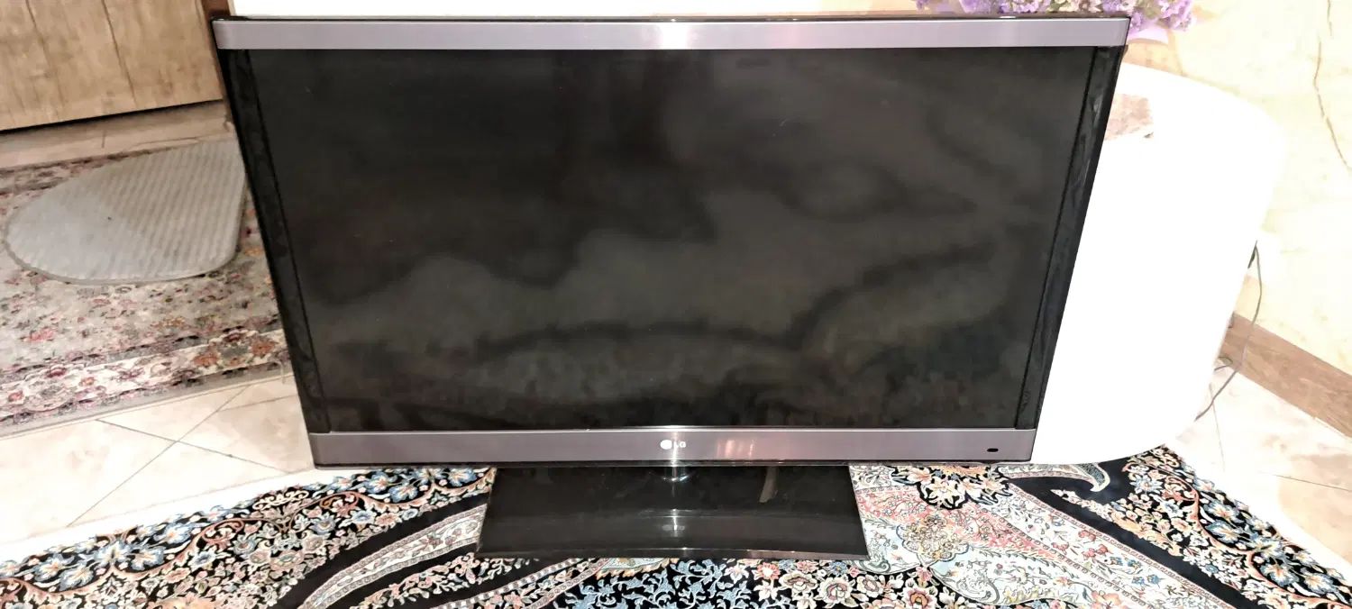 تلوزیون LG درحد نو|تلویزیون و پروژکتور|تهران, هفده شهریور|دیوار