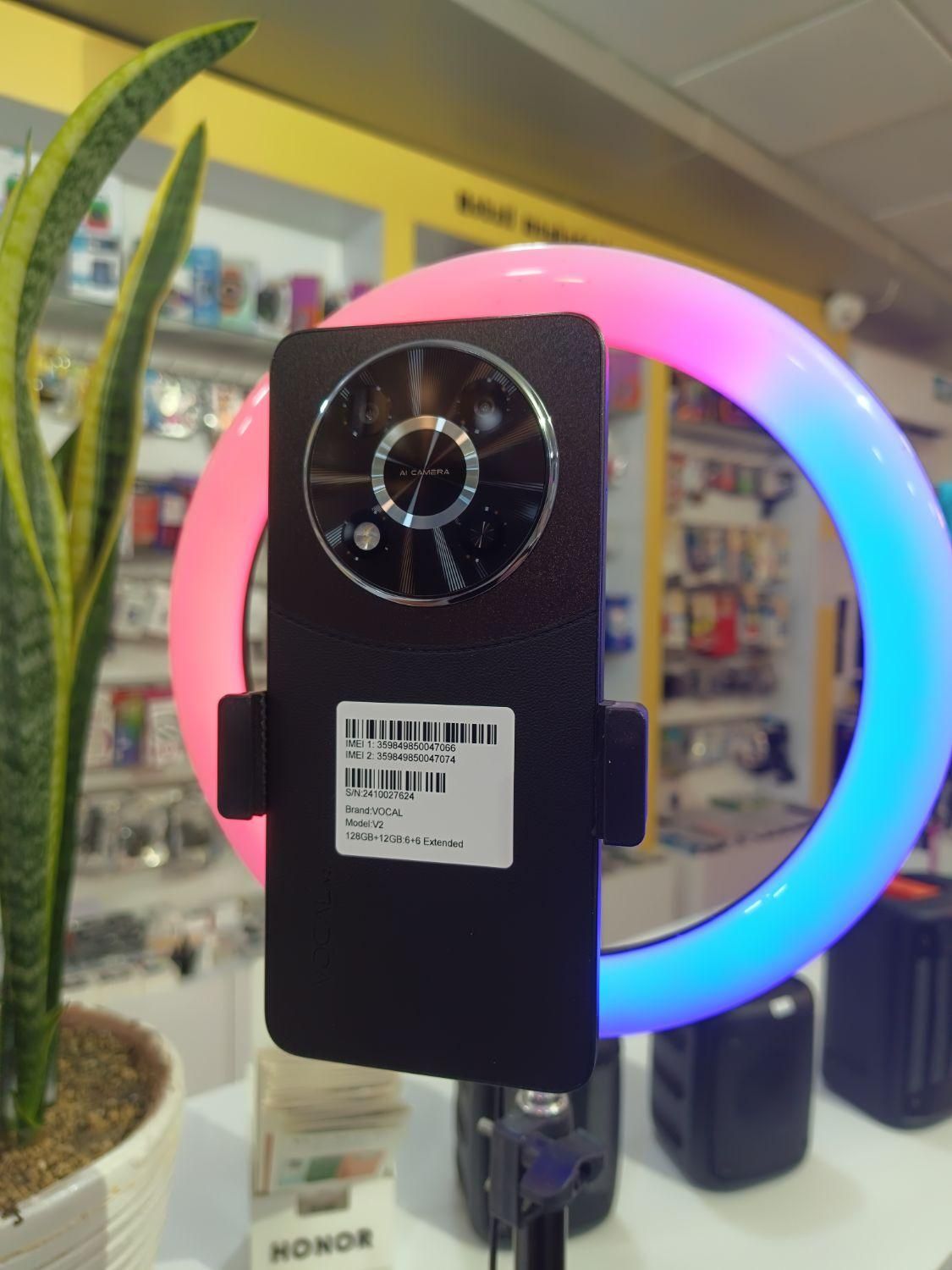 وکال v2 با حافظهٔ ۱۲۸ گیگابایت.ram 12|موبایل|مشهد, طبرسی شمالی|دیوار