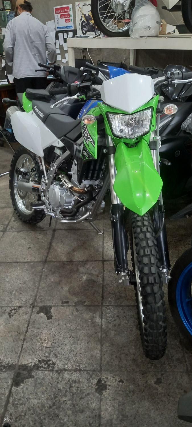 کاوازاکیklx 250|موتورسیکلت|تهران, گمرک|دیوار