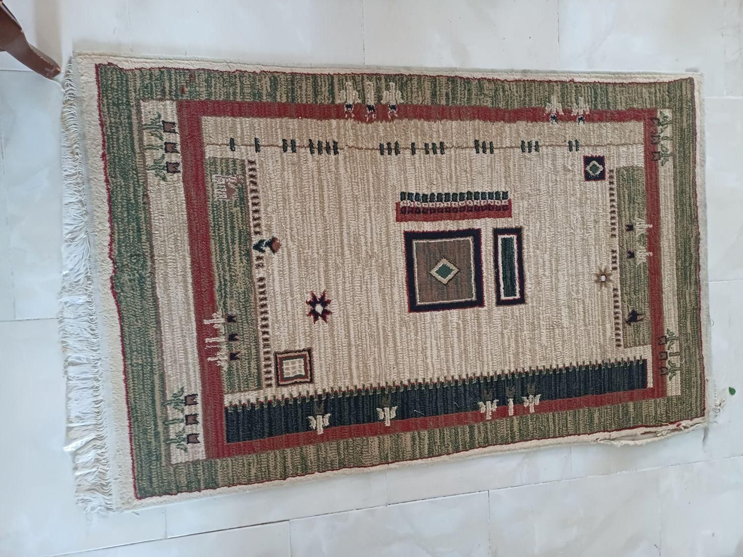 دو عددقالیچه 1در1\5گوشه یک دونش از درزش باز شده|فرش|پردیس, فاز ۸|دیوار