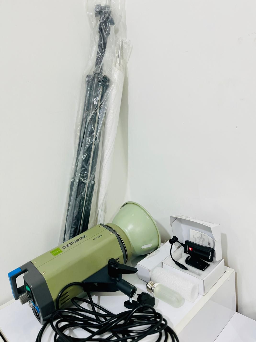 تجهیرات عکاسی ، کتاب های ازمون فنی حرفه ای عکاسی|دوربین عکاسی و فیلمبرداری|اهواز, کیانپارس |دیوار