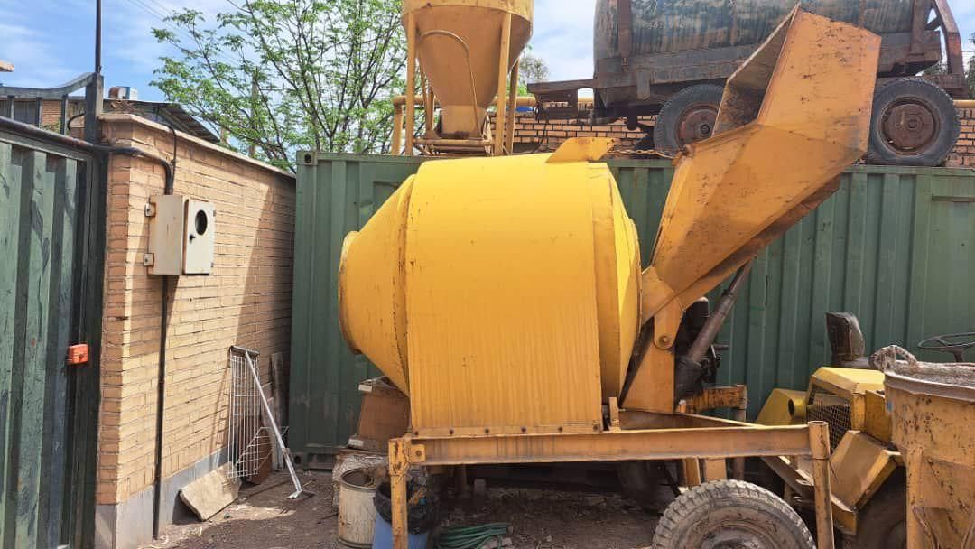 میکسر بتن ۷۵۰ لیتری با موتور دیزل|مصالح و تجهیزات ساختمان|پاکدشت, خاتون آباد|دیوار