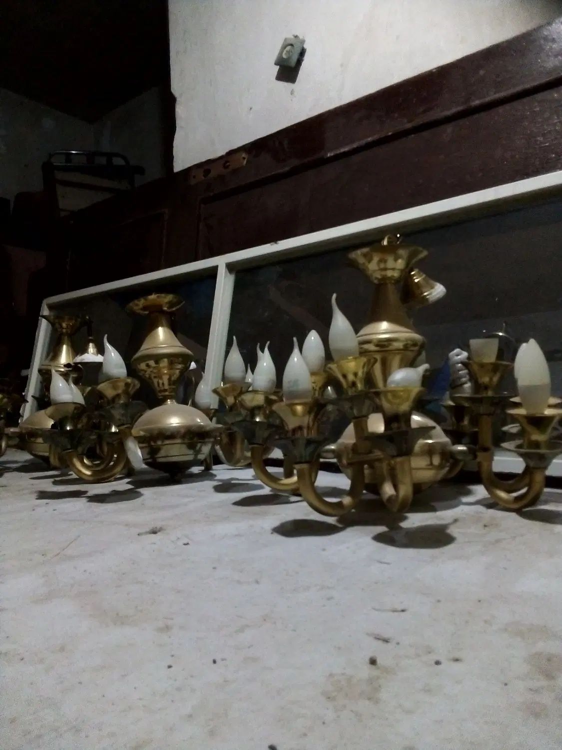 لوسترهشت شاخه|لوستر و چراغ آویز|همدان, |دیوار