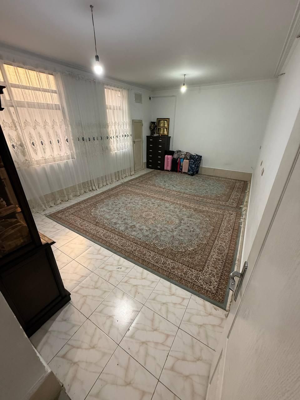 ۱۰۰متر۲خواب طبقه همکف تکواحدی خوش نقشه دنج