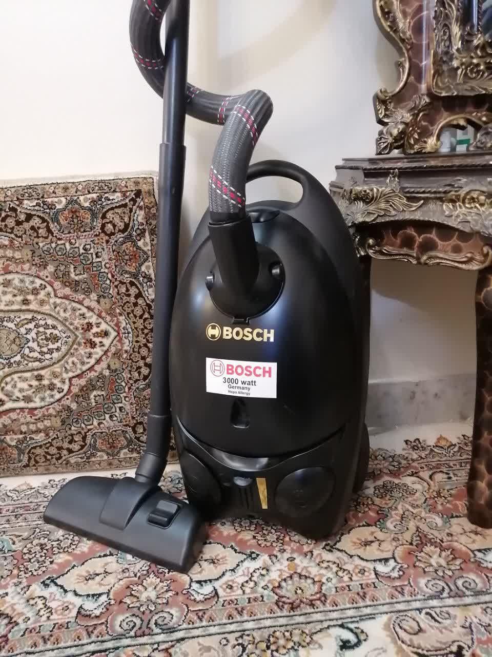 جاروبرقی بوش اصل آلمان۳۰۰۰وات درحدنو پرقدرت سالم|جاروبرقی، جارو شارژی، بخارشو|تهران, نواب|دیوار
