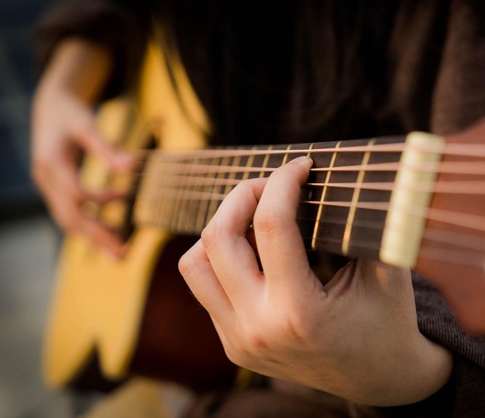 آموزش گیتار پاپ و کلاسیک|خدمات آموزشی|کرج, گلستان|دیوار