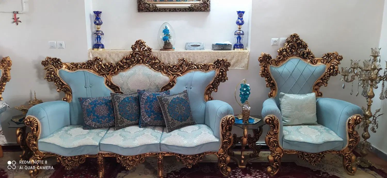 مبل سلطنتی قیمت مناسب میز جلو مبلی و عسلی رایگان|مبلمان خانگی و میز عسلی|بروجرد, |دیوار