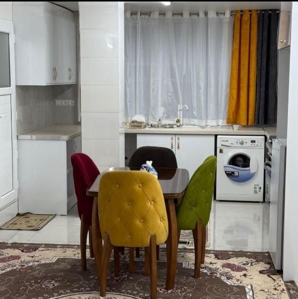 اجاره روزانه/هفتگی مبله ساعتی تمیز با پارکینگ|اجارهٔ کوتاه‌مدت آپارتمان و سوئیت|شیراز, شهرک سراج‎|دیوار