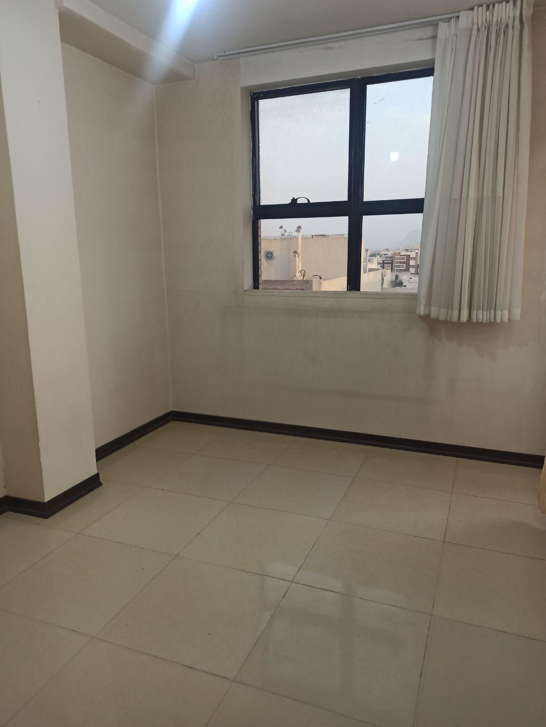 آپارتمان ۹۸ متری ۳ خوابه در سعدی جنوبی|فروش آپارتمان|شاهین‌شهر, سعدی جنوبی|دیوار