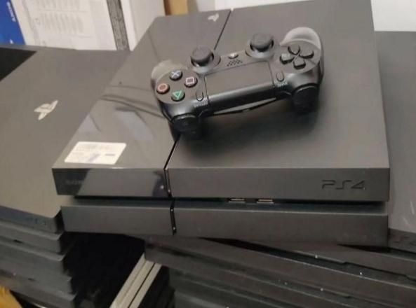 خر.ید و فروش کنسول ps4 و دسته|کنسول، بازی ویدئویی و آنلاین|شیراز, مسلم|دیوار