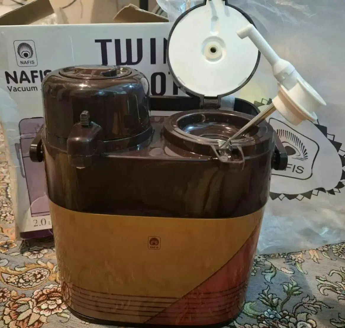فلاسک برند نفیس ایرانی دوران پهلوی و کمیاب|ظروف سرو و پذیرایی|تهران, شکوفه|دیوار